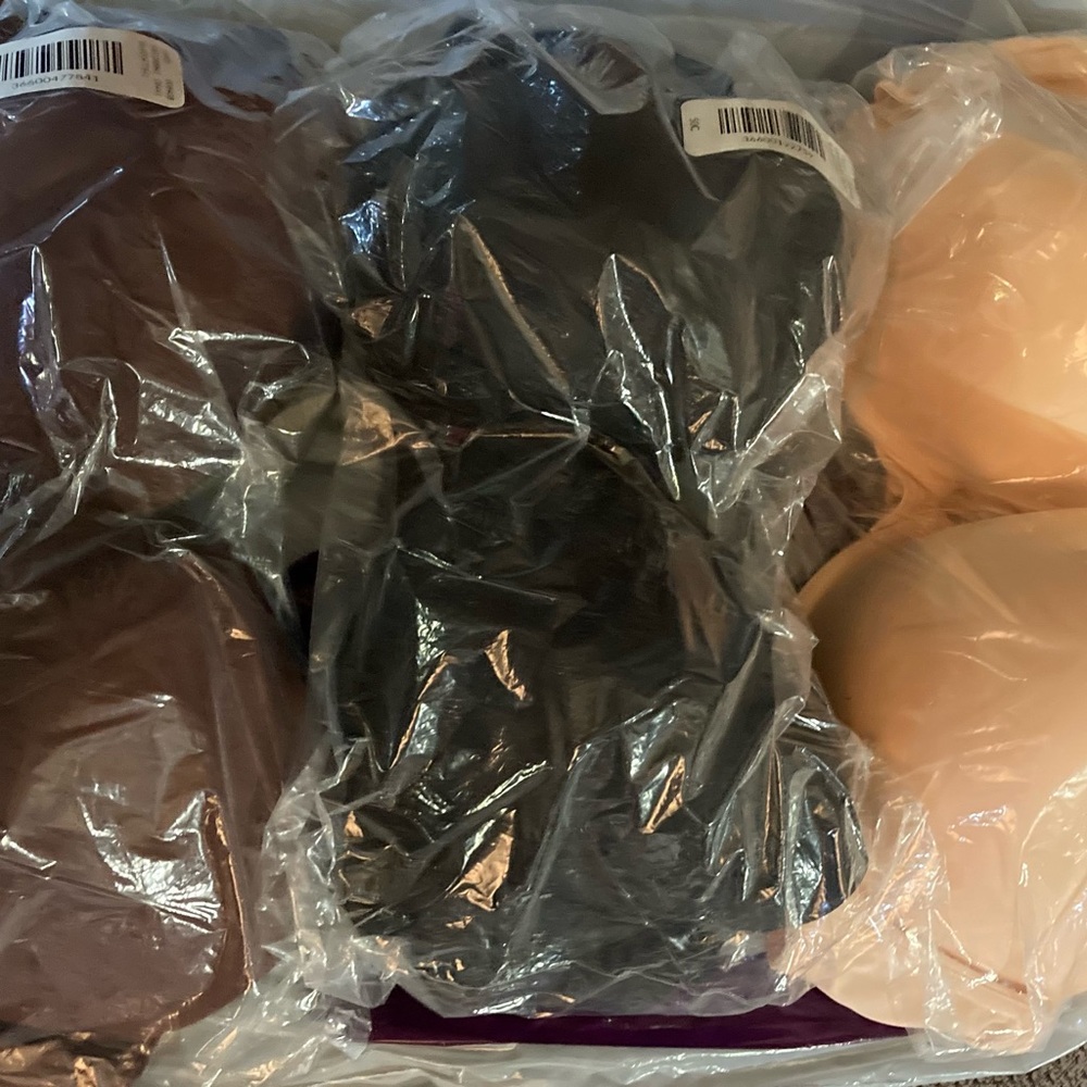 NWT Lane Bryant Cacique - Boost Plunge Bras (2 Bras, 50C)